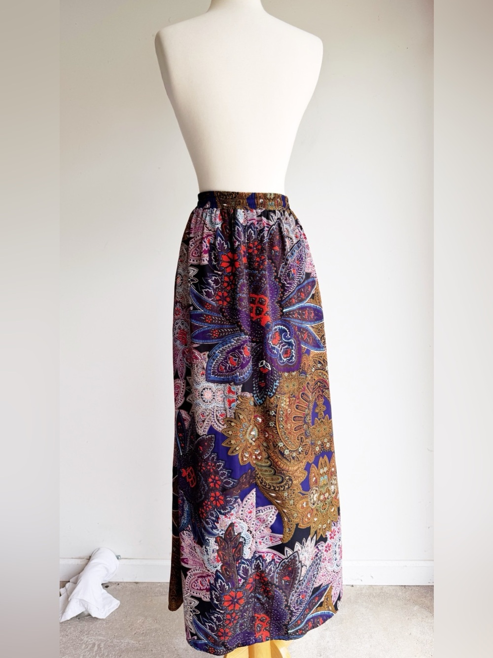 Vanessa Virginia Anthropologie Boho Paisley Maxi Skirt Tassel Button Front Mediu - Picture 6 of 8
